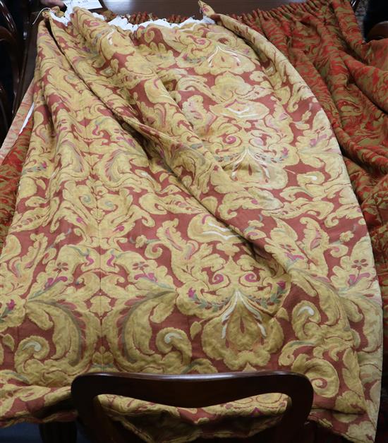 A pair of gold foliate pattern curtains and pelmet each; drop 7ft 3in. width 4ft.